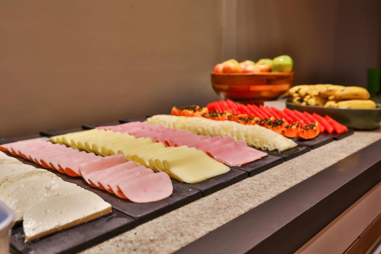 מלון Ibis Styles Sao Paulo Barra Funda מראה חיצוני תמונה